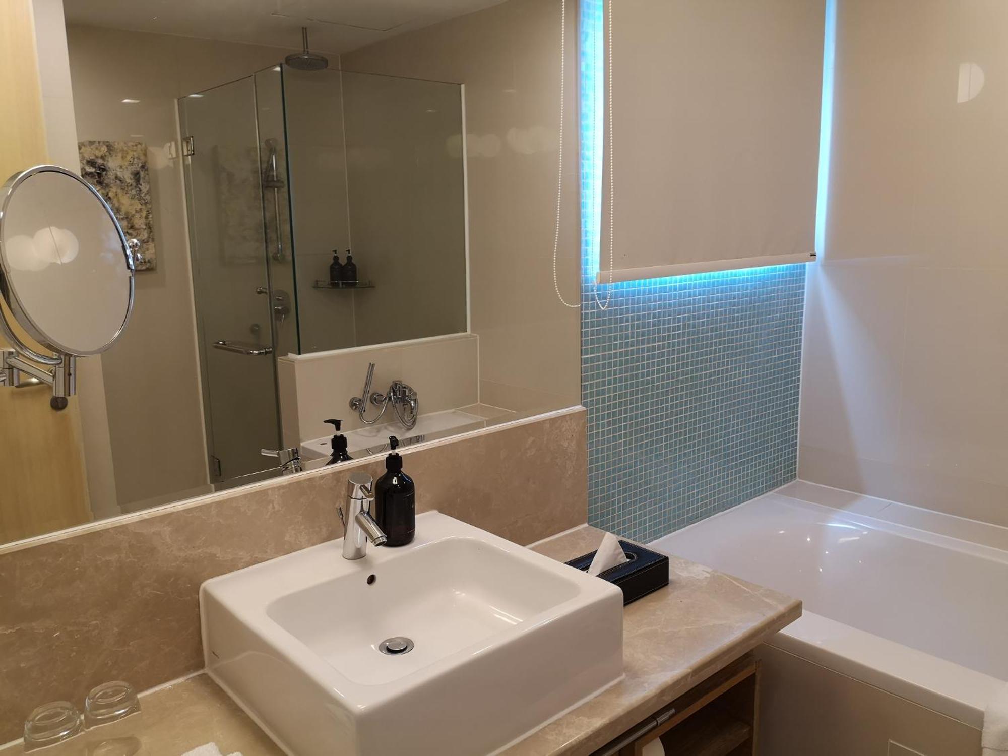Cormar Suites Kuala Lumpur Room photo